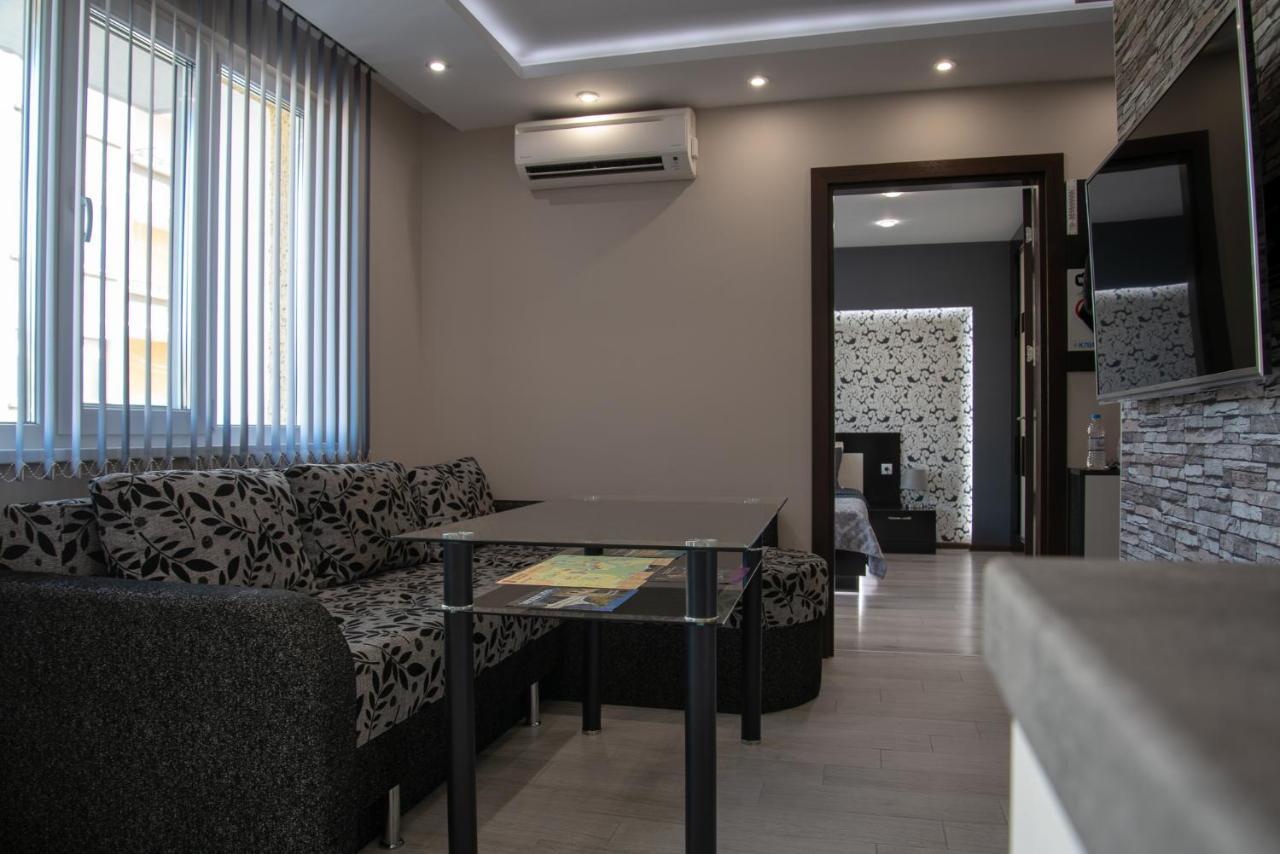 Apartment Central-Lux 1 Tırnova Dış mekan fotoğraf