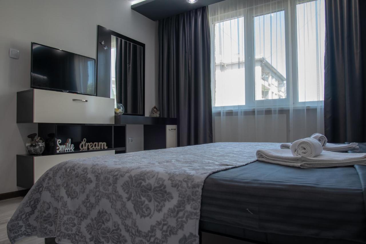 Apartment Central-Lux 1 Tırnova Dış mekan fotoğraf
